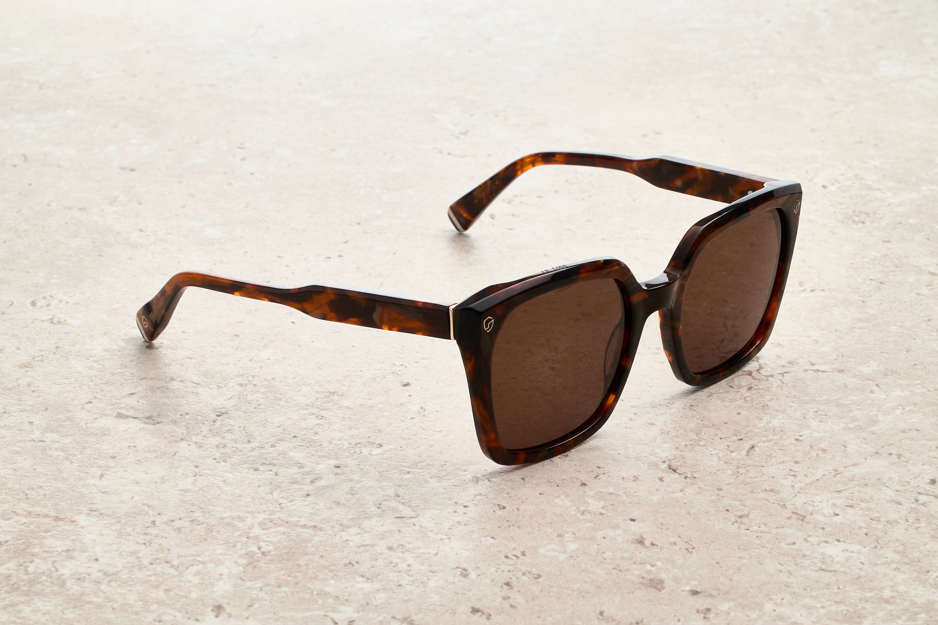 JAMIE S - BROWN MARBLE / BROWN