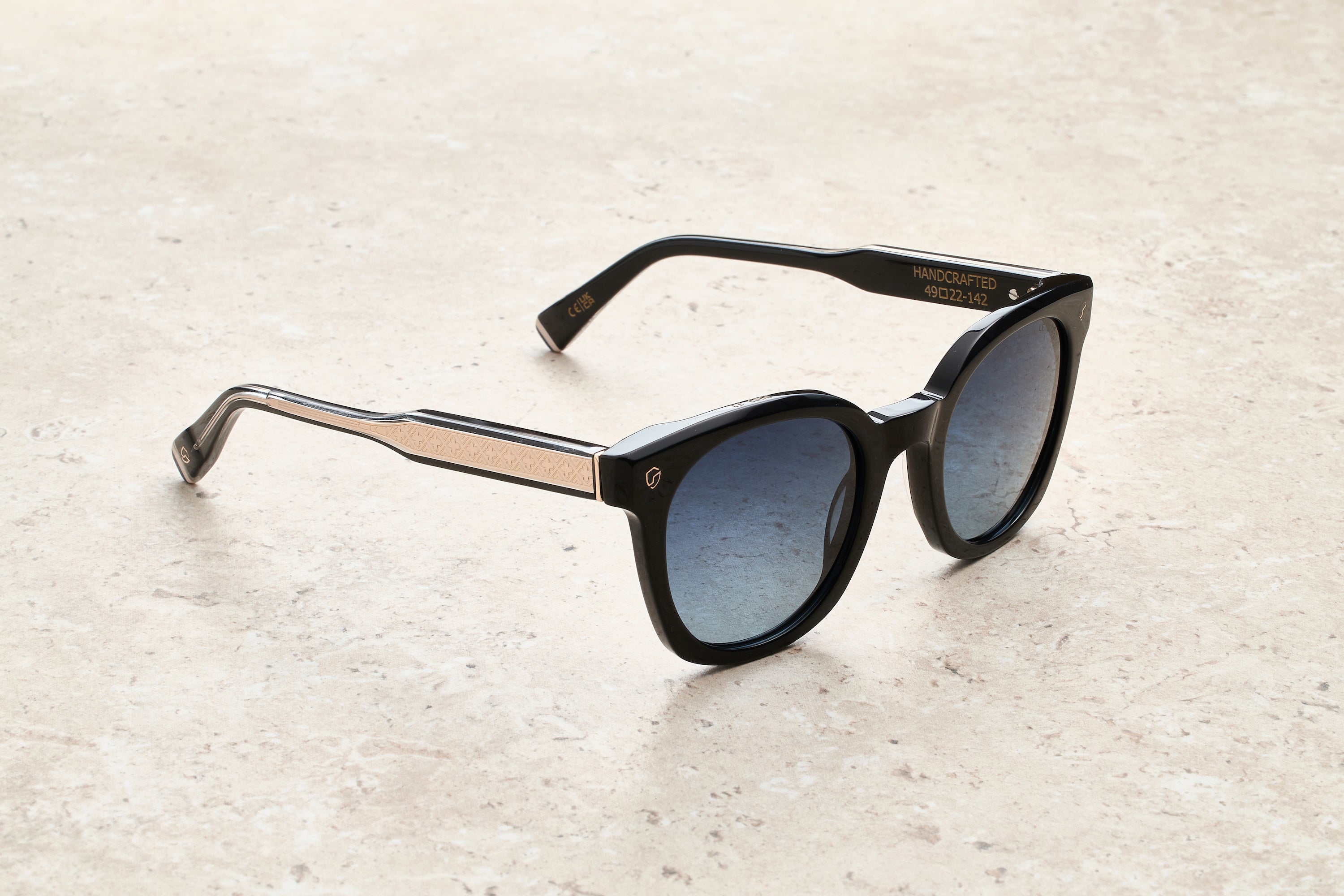 ROSE S - BLACK / GRADIENT DARK BLUE