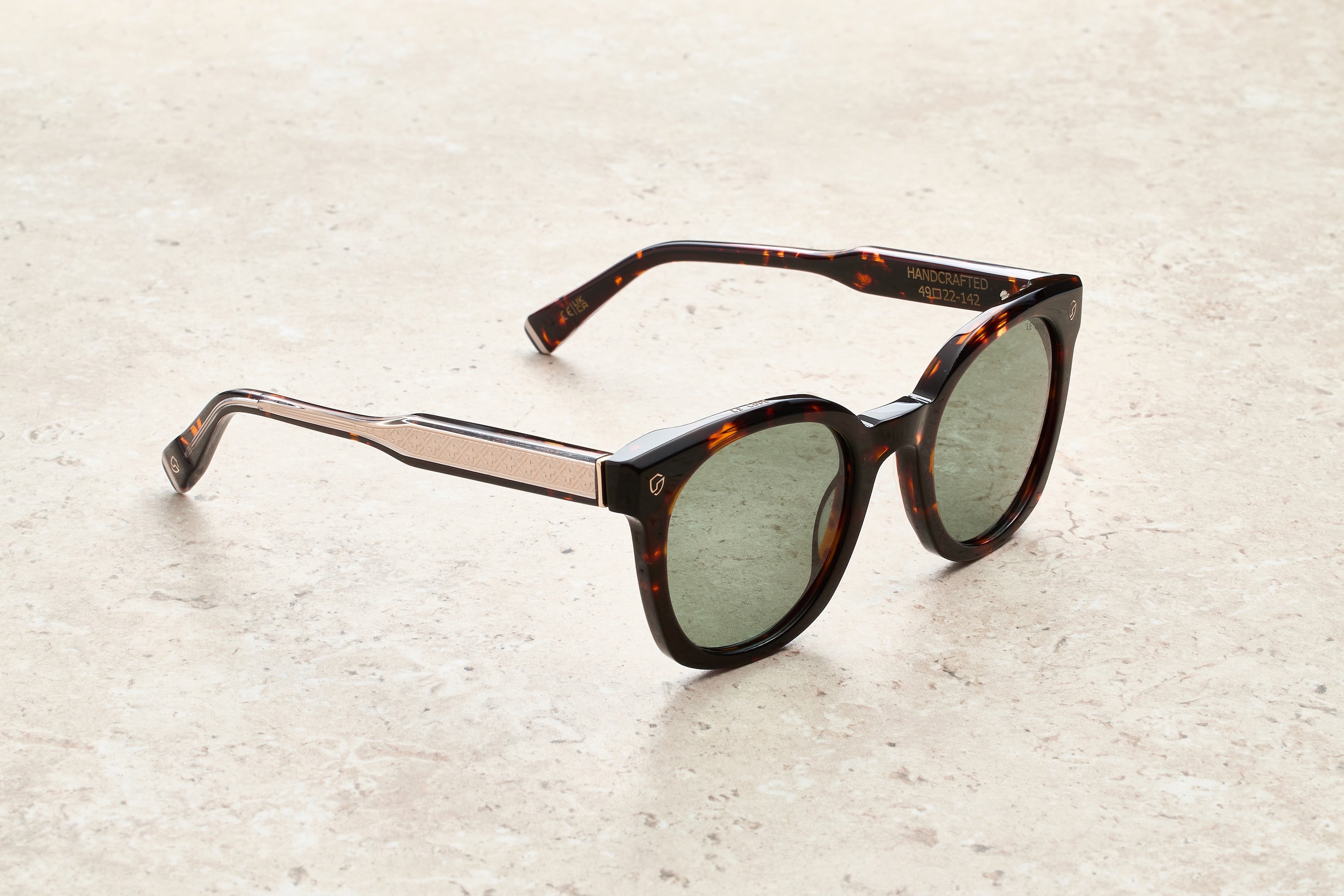 ROSE S - TORTOISE / G15